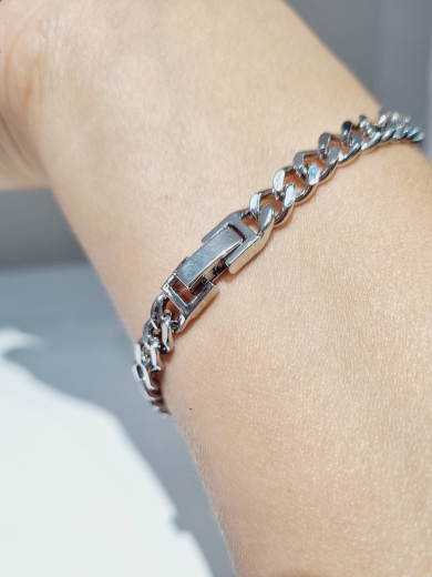Βραχιόλι αλυσίδας με strass