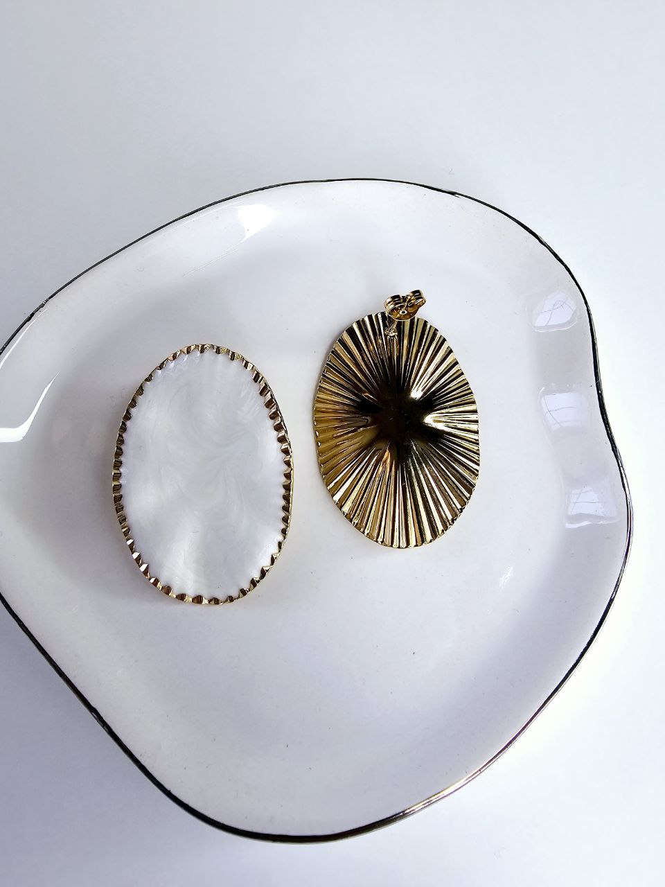 Σκουλαρίκια oval
