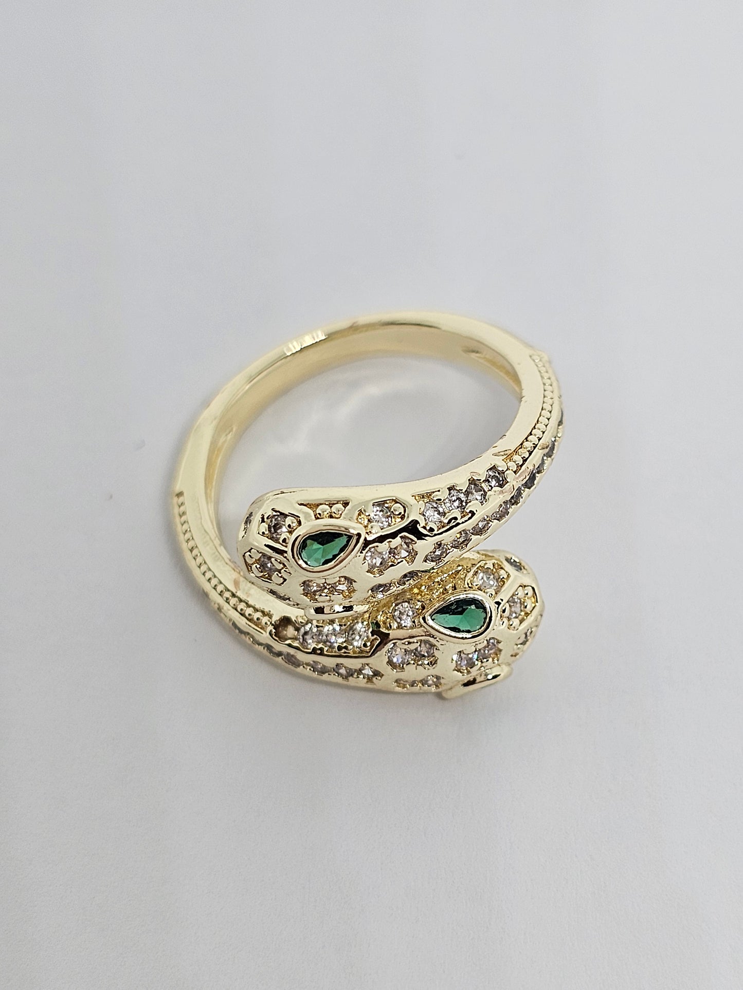 Ring with strass