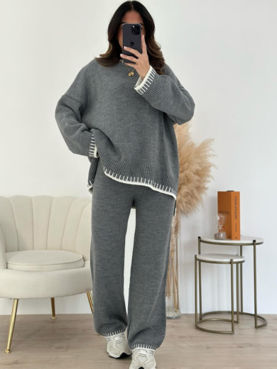 Knitted set