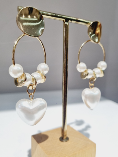 Pearl earrings