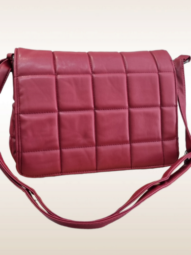 Quilted messenger bag